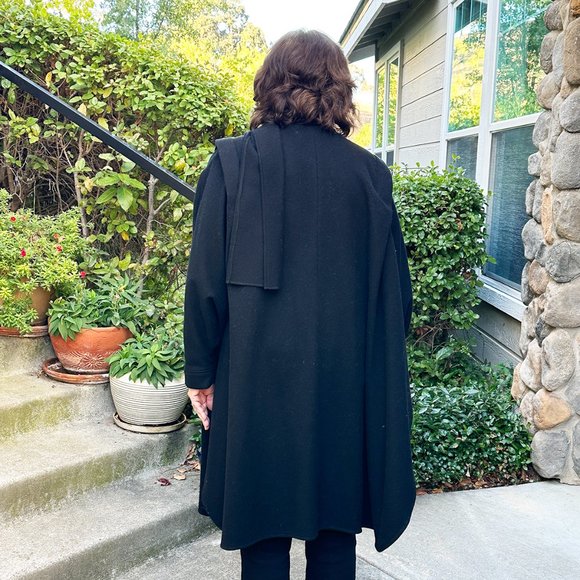 Black Wool Cape Outer Garment but with Long Sleeves by “alex hayes” - Picture 10 of 12